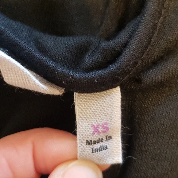 Athleta Athletic Tank, Solid Black Print, Keyhole Twist Back, Size XS - Picture 9 of 14